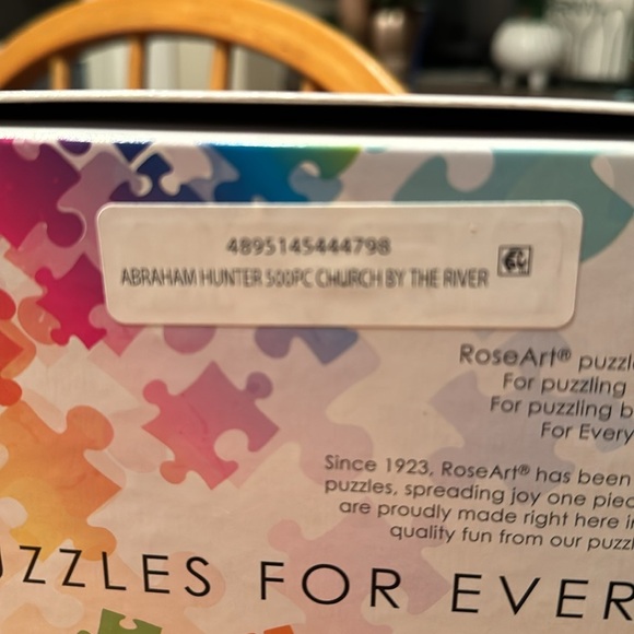 Abraham Hunter 500 piece puzzle - Church By the River - Picture 8 of 8